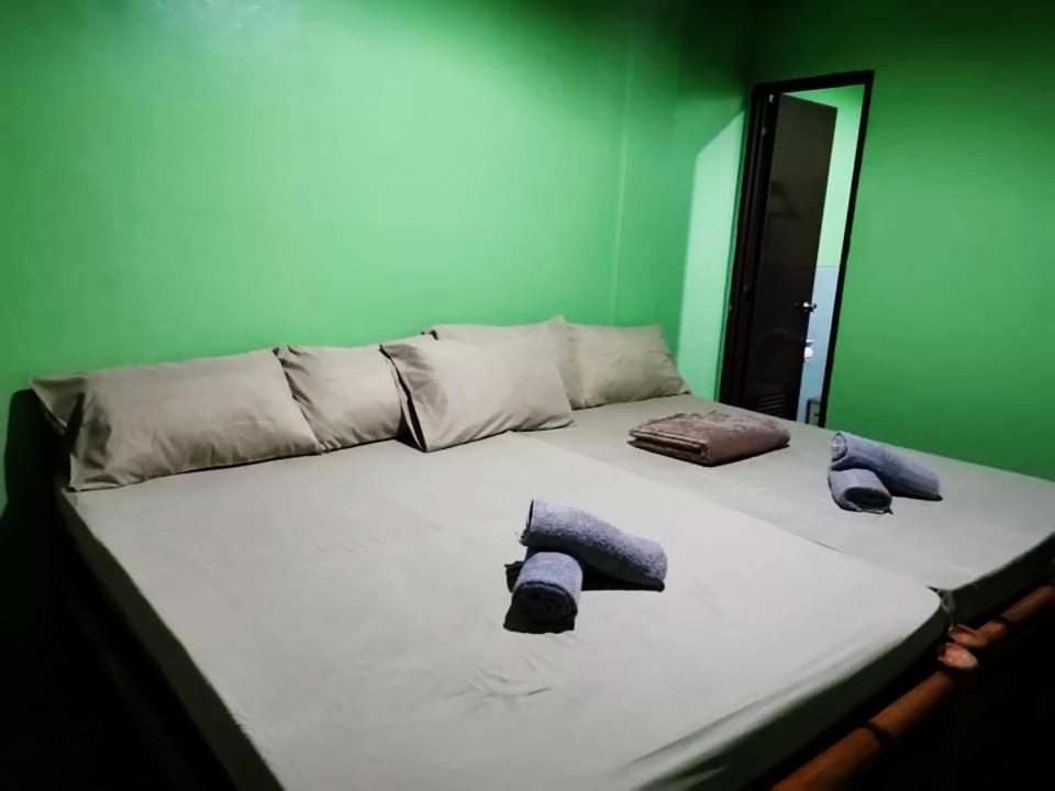 In-N-Out Hostel Siquijor Eksteriør bilde