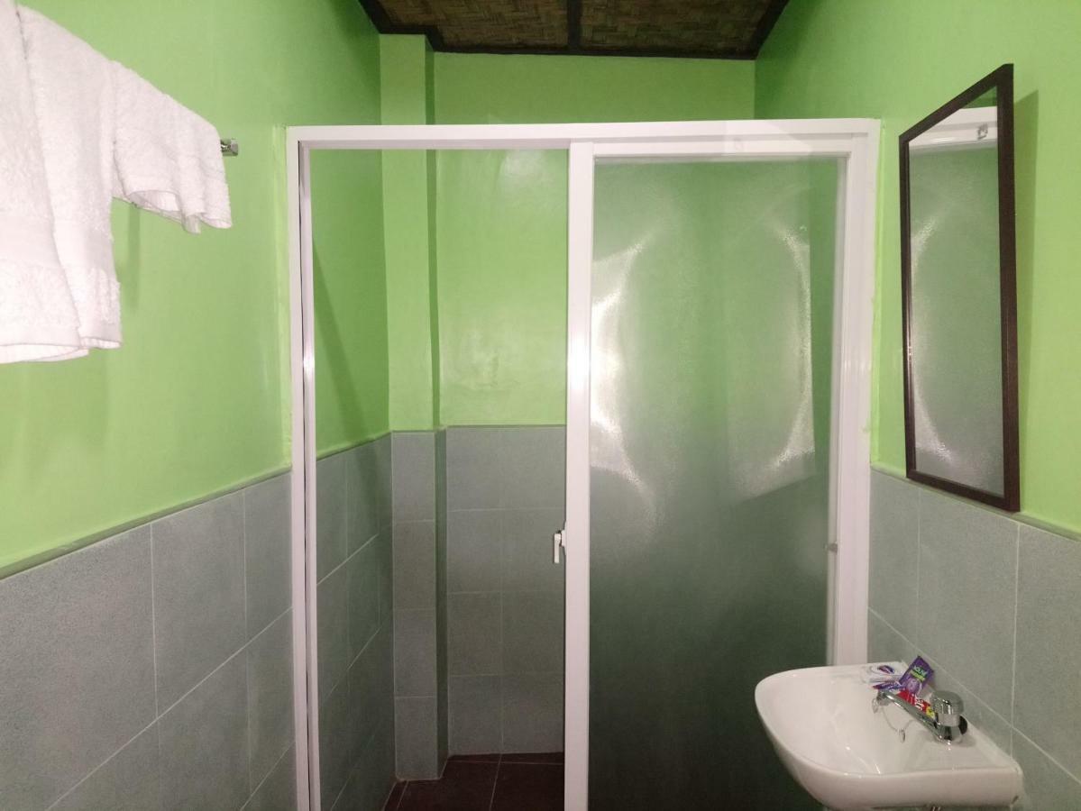 In-N-Out Hostel Siquijor Eksteriør bilde
